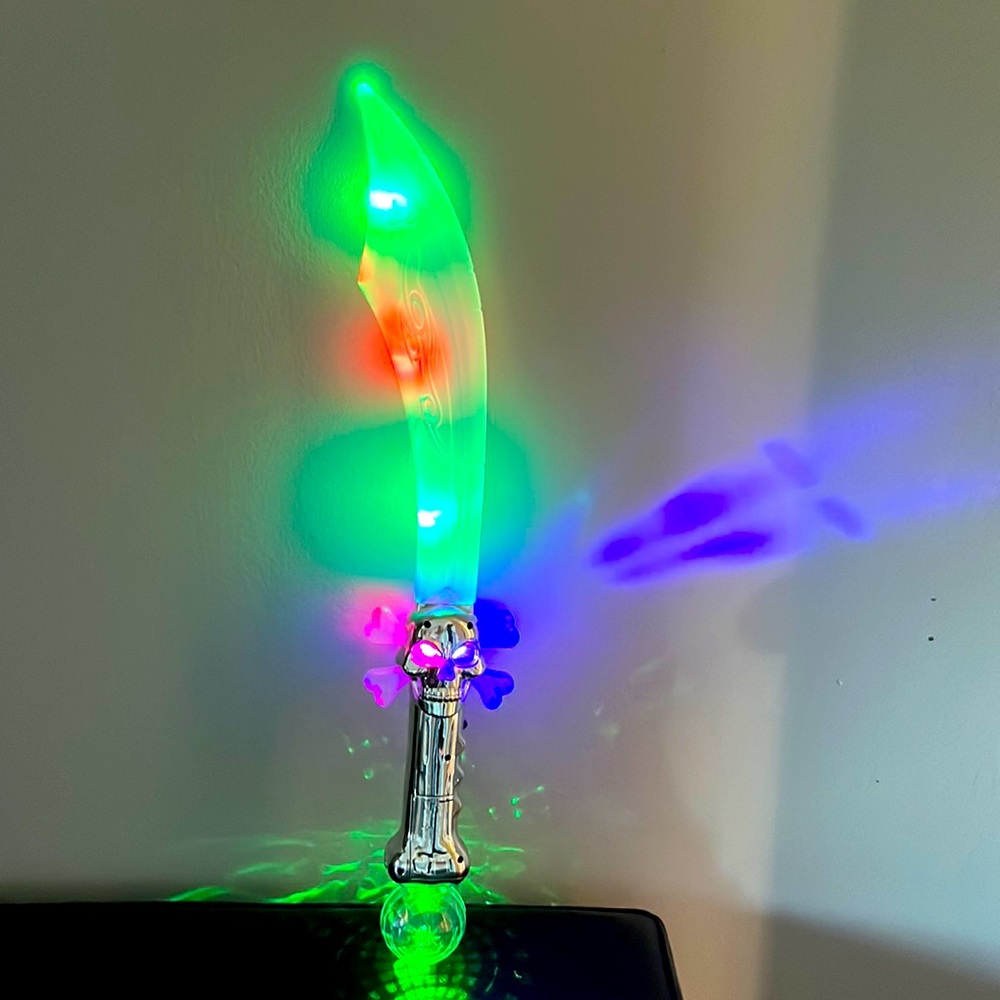 Skeleton sword toy